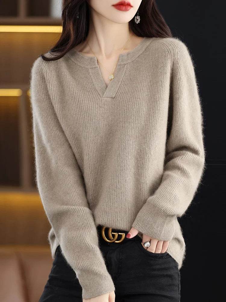 Elegant V-Neck Mink Cashmere Sweater - Image 19