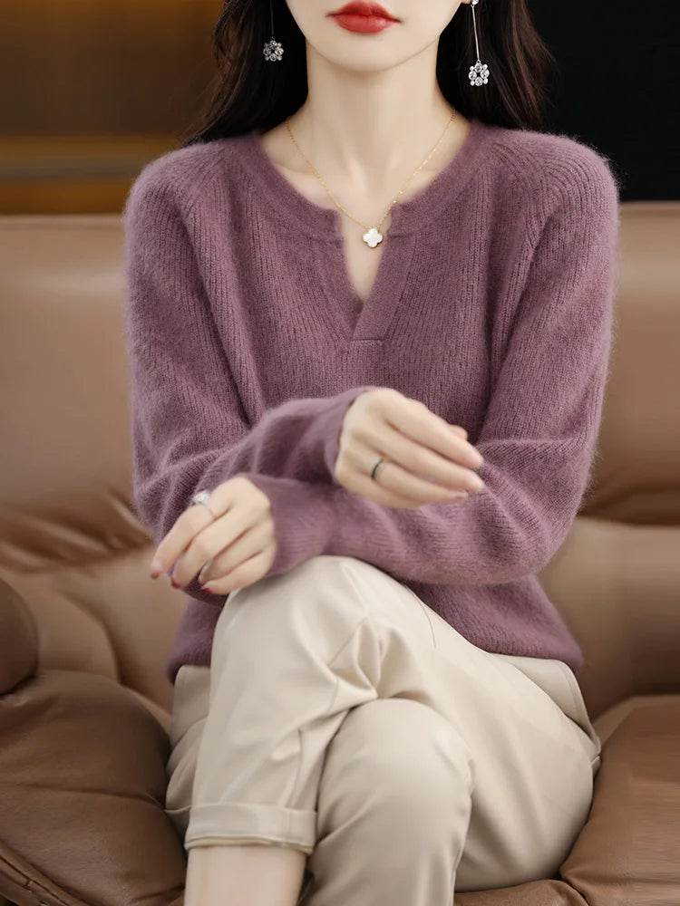 Elegant V-Neck Mink Cashmere Sweater - Image 26