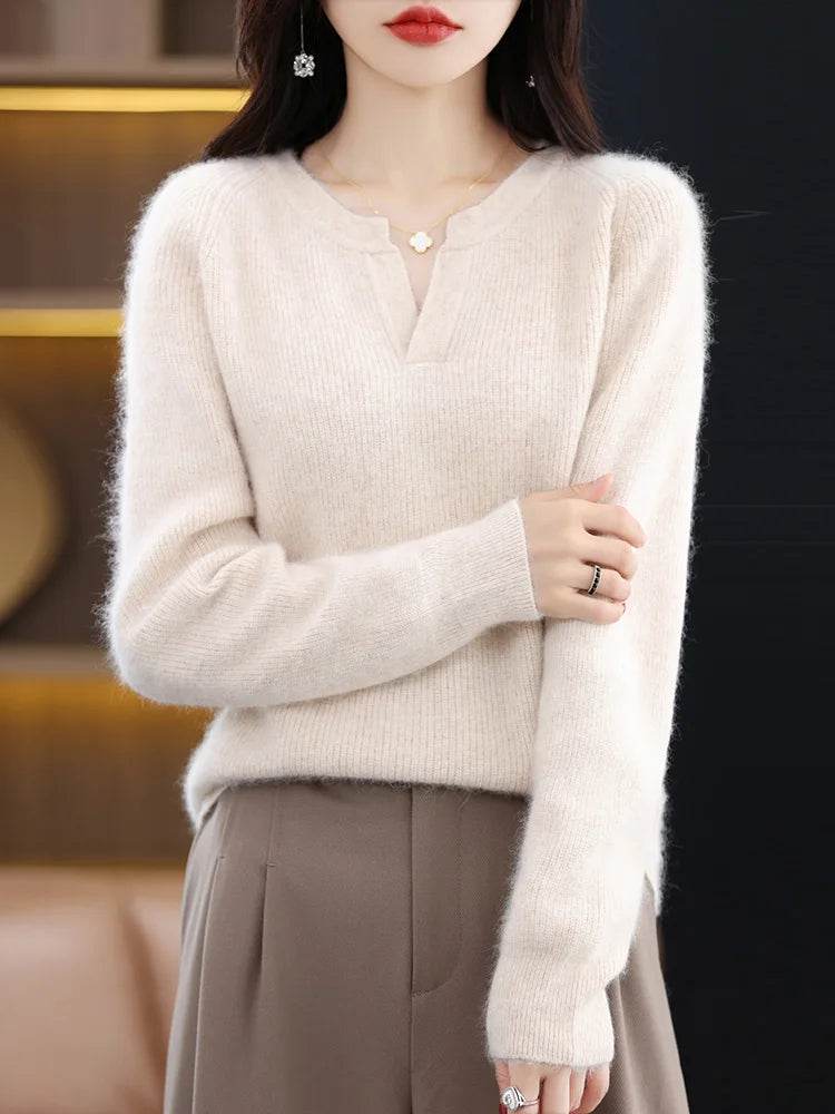 Elegant V-Neck Mink Cashmere Sweater - Image 30