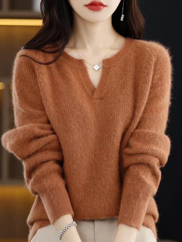 Elegant V-Neck Mink Cashmere Sweater - Image 5