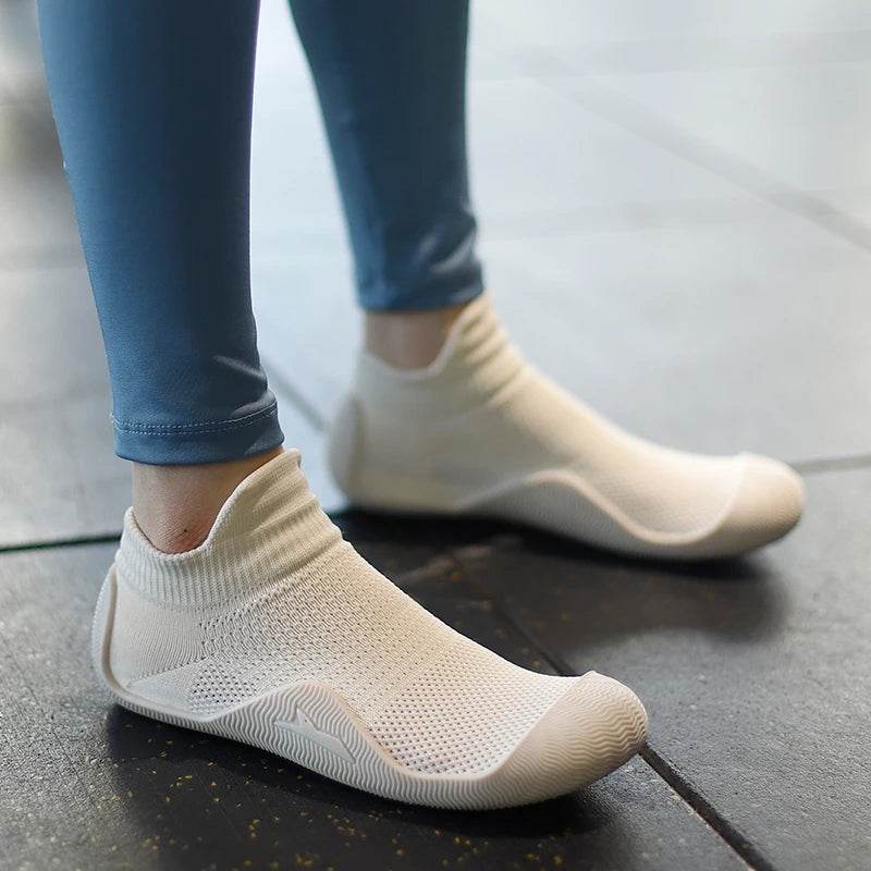 Lightweight Barefoot Grip Shoes - Image 9